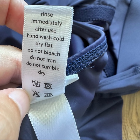 Andie Womens Tulum One Piece Swimsuit Small Navy Blue Cross Back Classic Padded - Picture 6 of 10